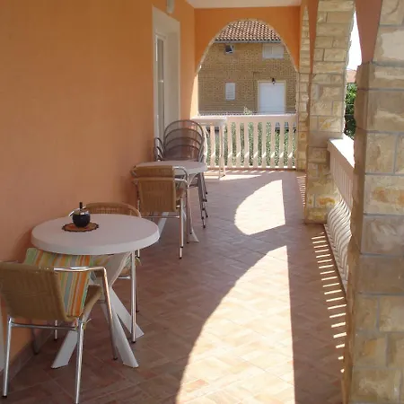 Appartement Ivelj